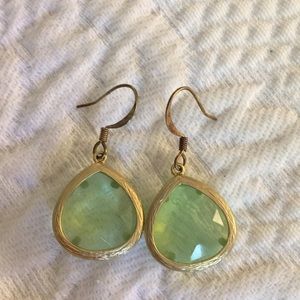 🌳Green stone earrings